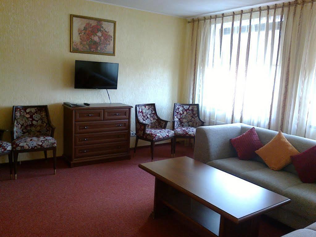 Hotel Gilija Šilutė Exteriér fotografie
