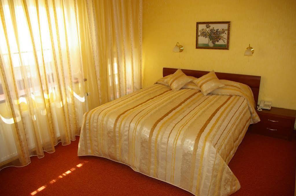 Hotel Gilija Šilutė Exteriér fotografie